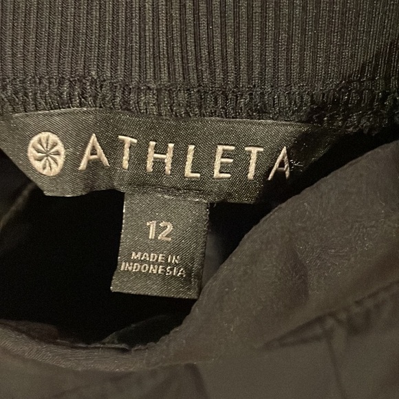 Athleta lightweight black joggers 12 - Picture 2 of 5